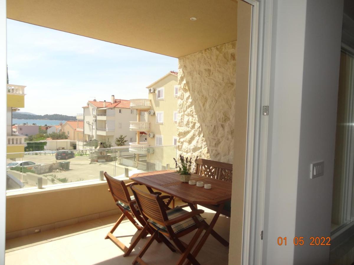 Fantazija Apartment Vodice Exterior foto